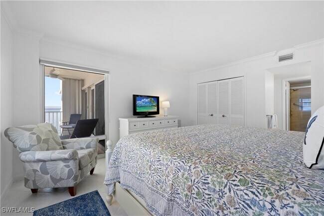 Photo - 3443 Gulf Shore Blvd N Unidad 503