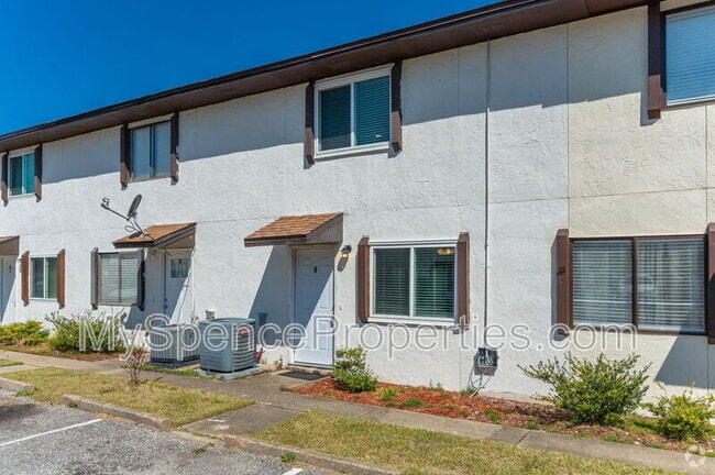 Building Photo - 710 Legion Dr Unit P4 Rental