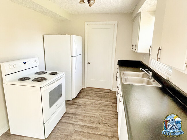 Photo - 2642 Debbie Ct