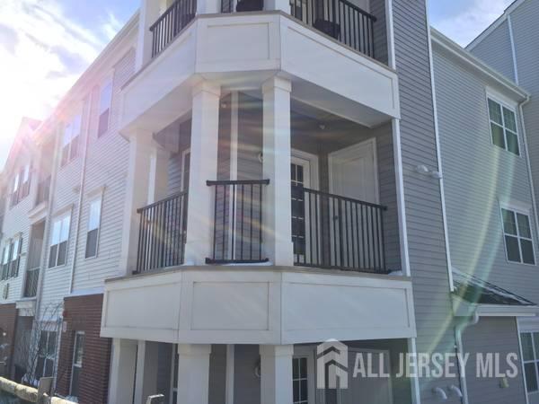 Photo - 454 Gawron Ct