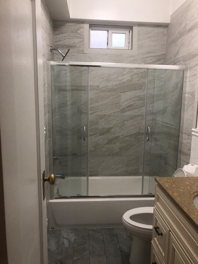 Photo - 2345 Fulton St