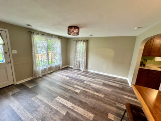 Photo - 1509 N Breezeland Rd