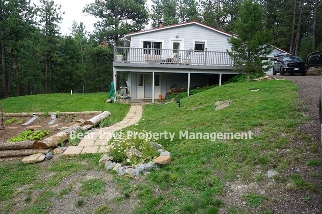 Building Photo - Nice House on Upper Bear Creek!!