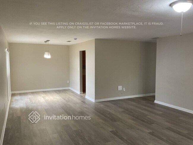 Photo - 2620 SW 121st Ave