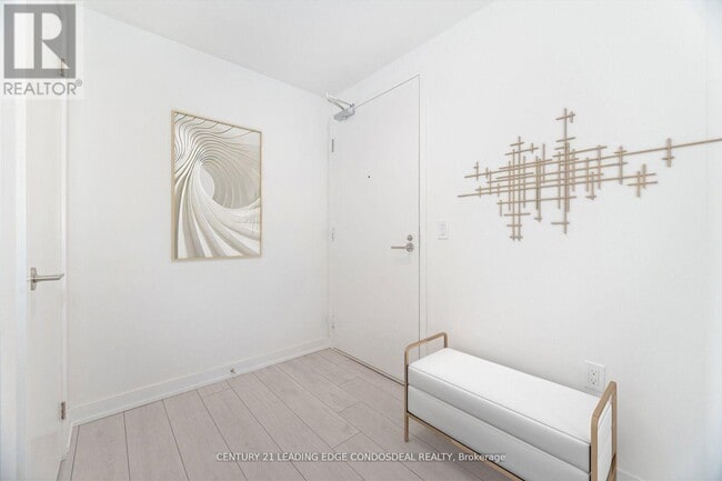 Photo - 230 Simcoe St Unit 2518