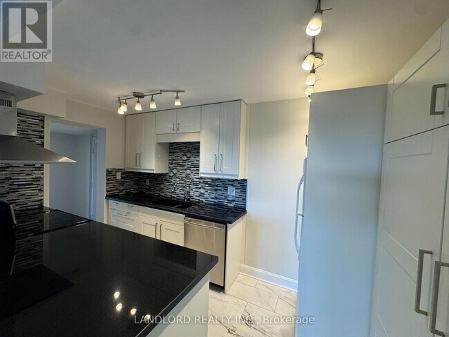Photo - 20 Speers Rd Unit 1105