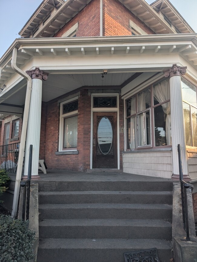 Building Photo - 601 Crescent Ave Unit 2