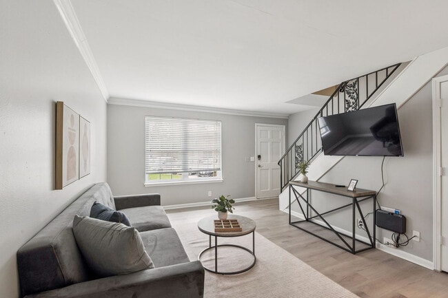 Photo - 400 Adamwood Dr Apartment Unit ID1258563P