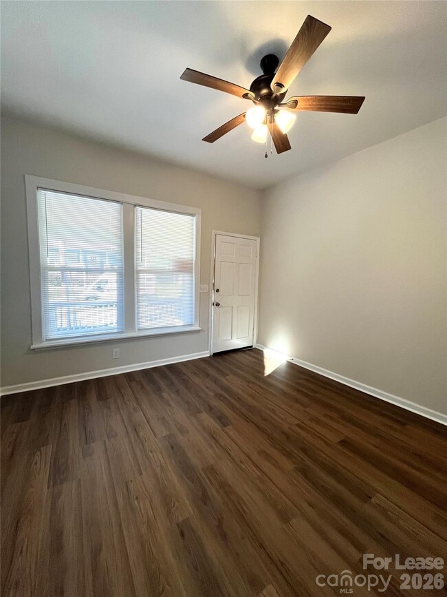 Photo - 711 S Jackson St Unit 102