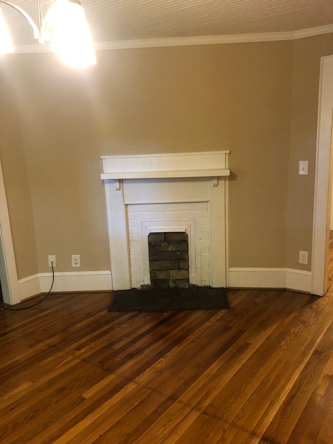 Photo - 206 Lake Sylvia Rd