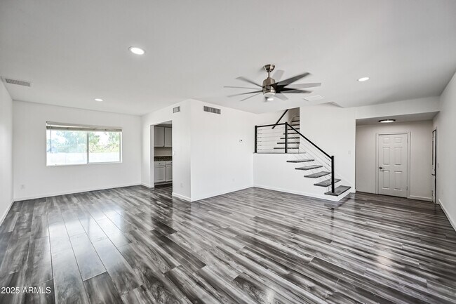 Photo - 5761 W Cholla St