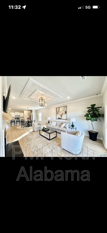 Photo - 204 Cobbdale Park Dr