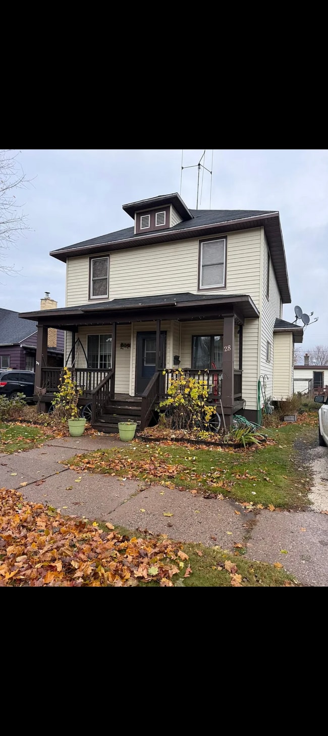 Building Photo - 28 N 7th Ave