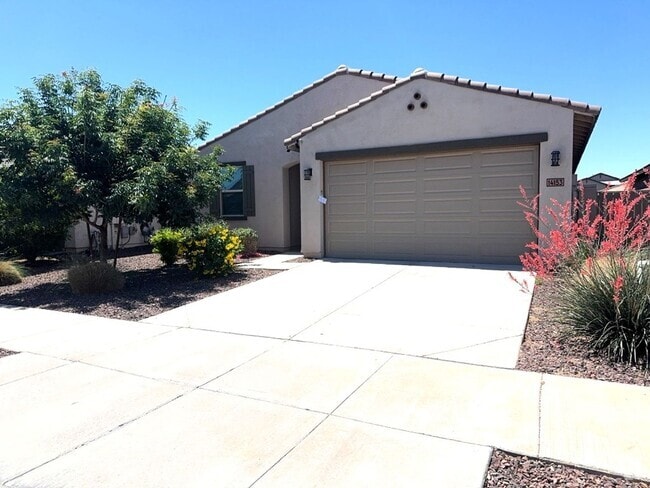 Building Photo - GORGEOUS MARLEY PARK 4 BEDROOM WITH TURF B... Rental