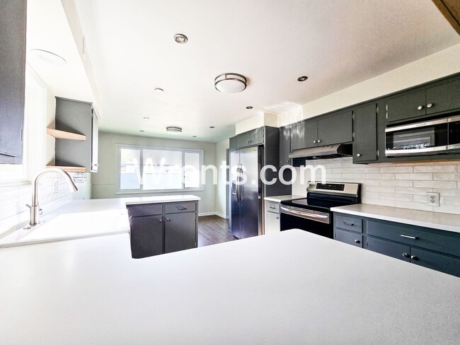 Stylish 3-Bed, 2-Bath Rental Home in Spoka... - Stylish 3-Bed, 2-Bath Rental Home in Spoka...
