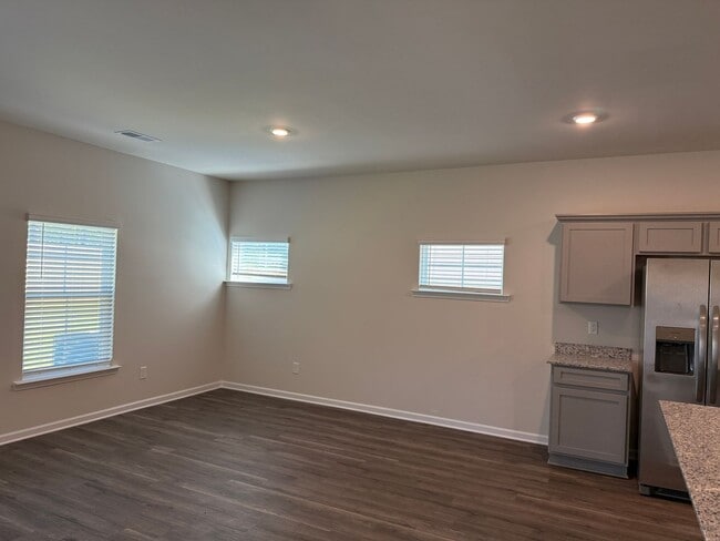 Photo - Lexington Townhouse - Call Lexington office for information 803-359-0793