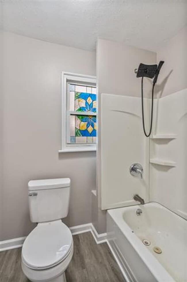 Photo - 229 Eastview Dr