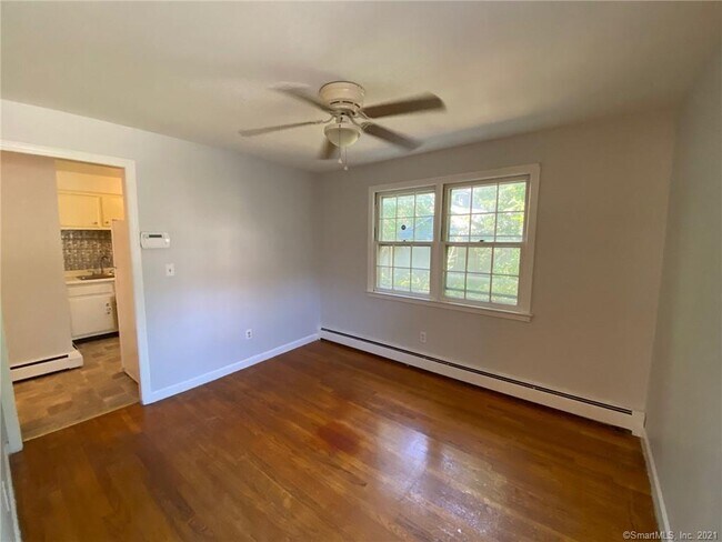 Photo - 204 Ellsworth Ave Unidad A