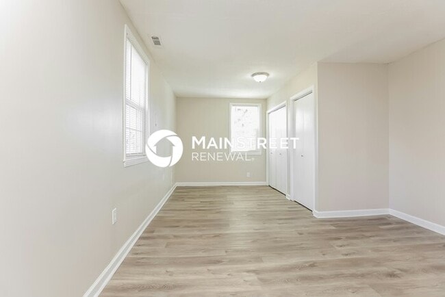 3 Bedroom Pet-Friendly Home in Gallatin, TN with Main Street Renewal