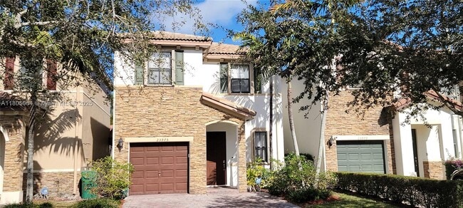 Photo - 23975 SW 114th Ct Casa Adosada