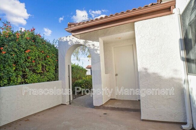 Photo - 1535 Apache Dr