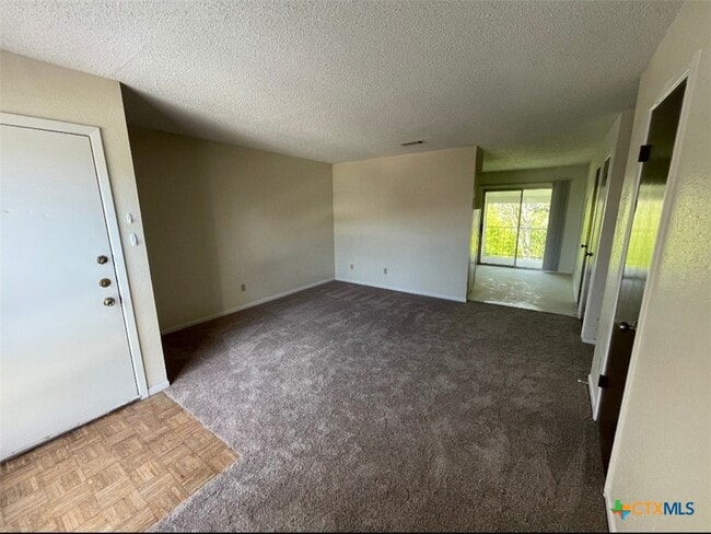 Photo - 209 Oak Trail Dr Unit D