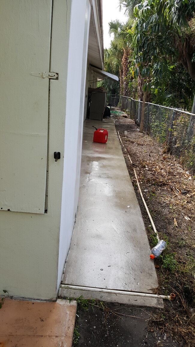 Photo - 325 Kenilworth Blvd Unit Studio