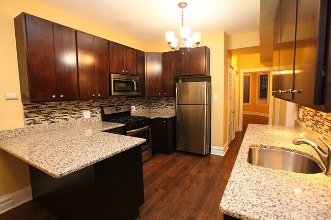 Building Photo - 1324 N Bosworth Ave Rental