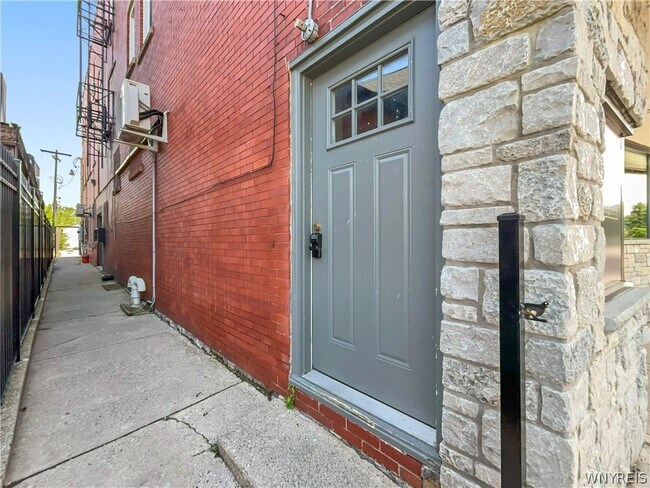 Photo - 1363 Delaware Ave
