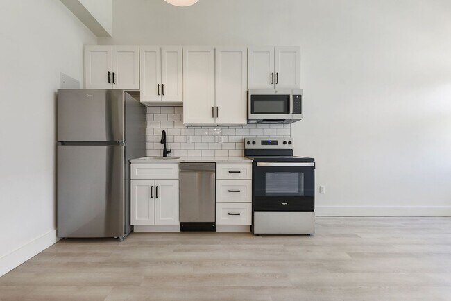 Photo - The Benedict