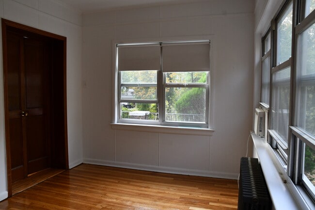 Photo - 111 N Broadway