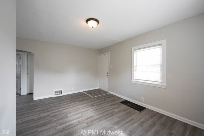 Photo - 1415 W Pruitt St