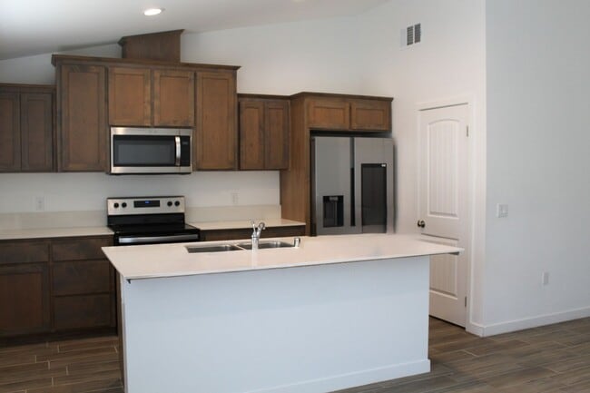 Photo - Beautiful Solar and All Electric Home for ...