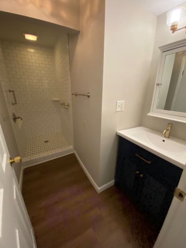 305 E Main St Unit A1