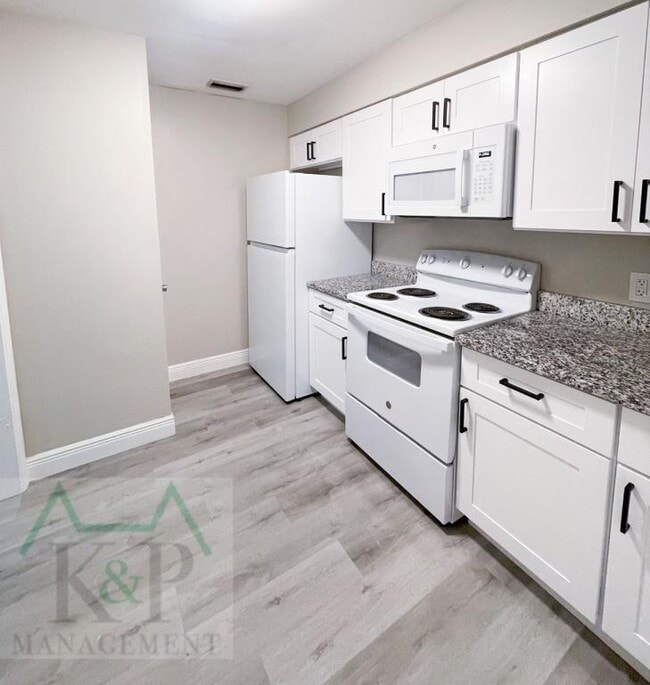 Photo - 515 Duchess Ct
