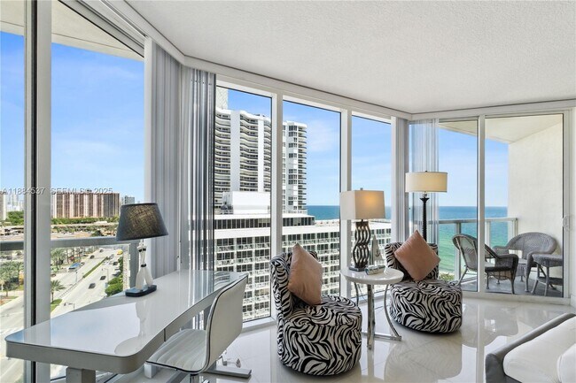 Photo - 16699 Collins Ave Unidad 1407