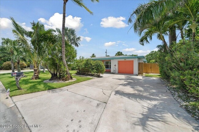 Photo - 124 E Arlington St