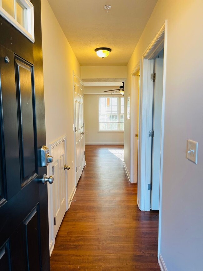Photo - One Bedroom Garden Apartment
