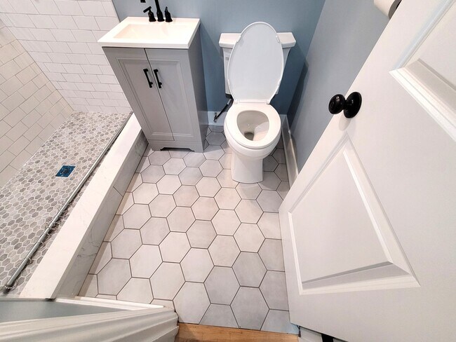 Photo - 3101 E 92nd St Unit 3