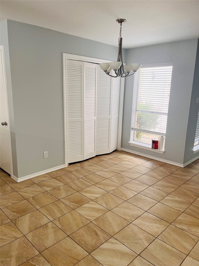 Photo - 3910 Hidden Glen Dr