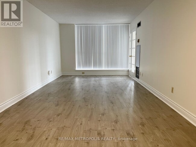 Photo - 22 Southport St Unit 926