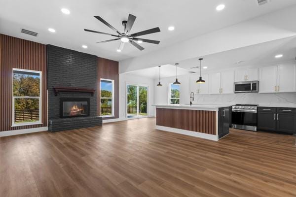5000 Edgewater Dr