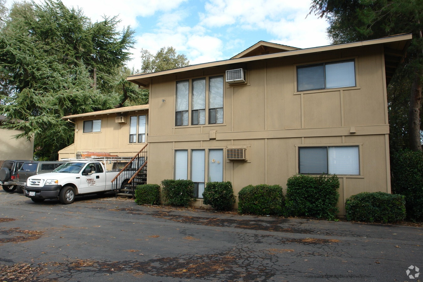 828 W. Sacramento Ave. Apt.# 4 (K) - 828 W. Sacramento Ave. Apt.# 4 (K)