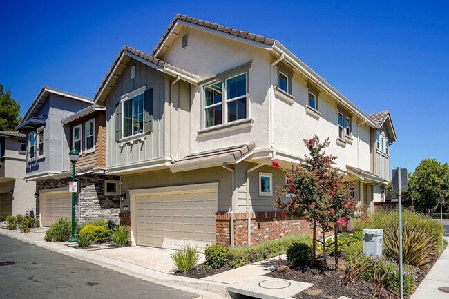 Photo - 3893 Villa Vista Pl