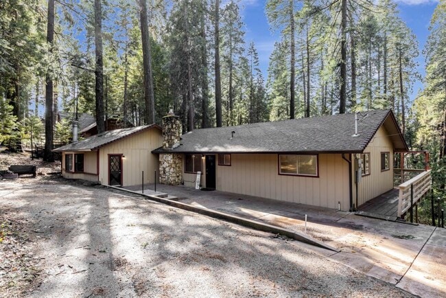 Photo - 2900 Shady Ln