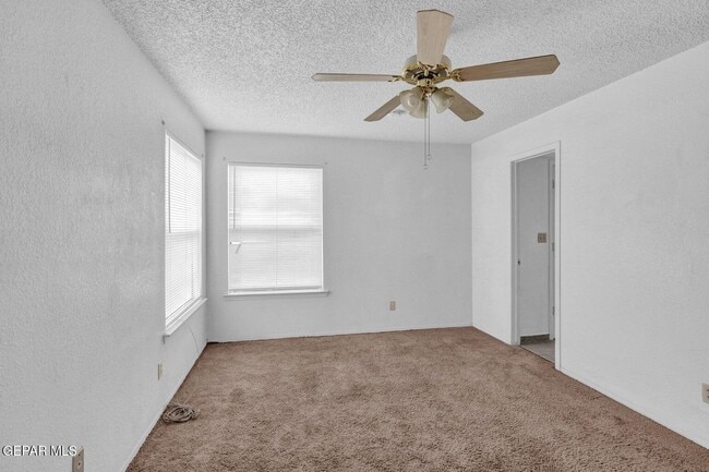 Photo - 1439 Jim Larabel Dr