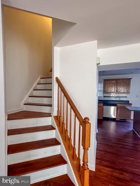 Photo - 125 N Marshall St