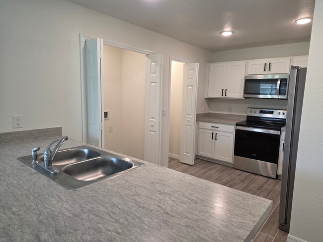 Photo - 6779 Abelson Ave