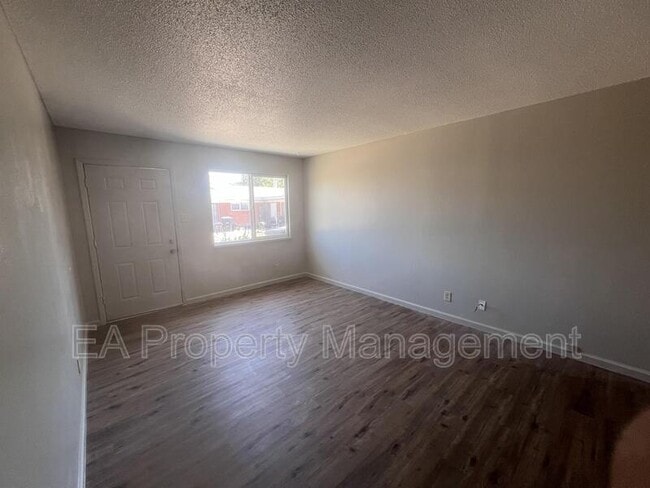 Photo - 419 Dallas St SE Unit 2
