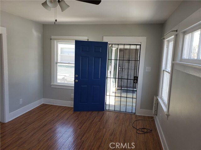 Photo - 543 Cerritos Ave